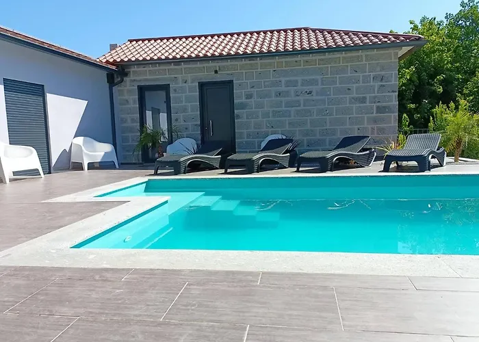 Andreihouse * אמאריס